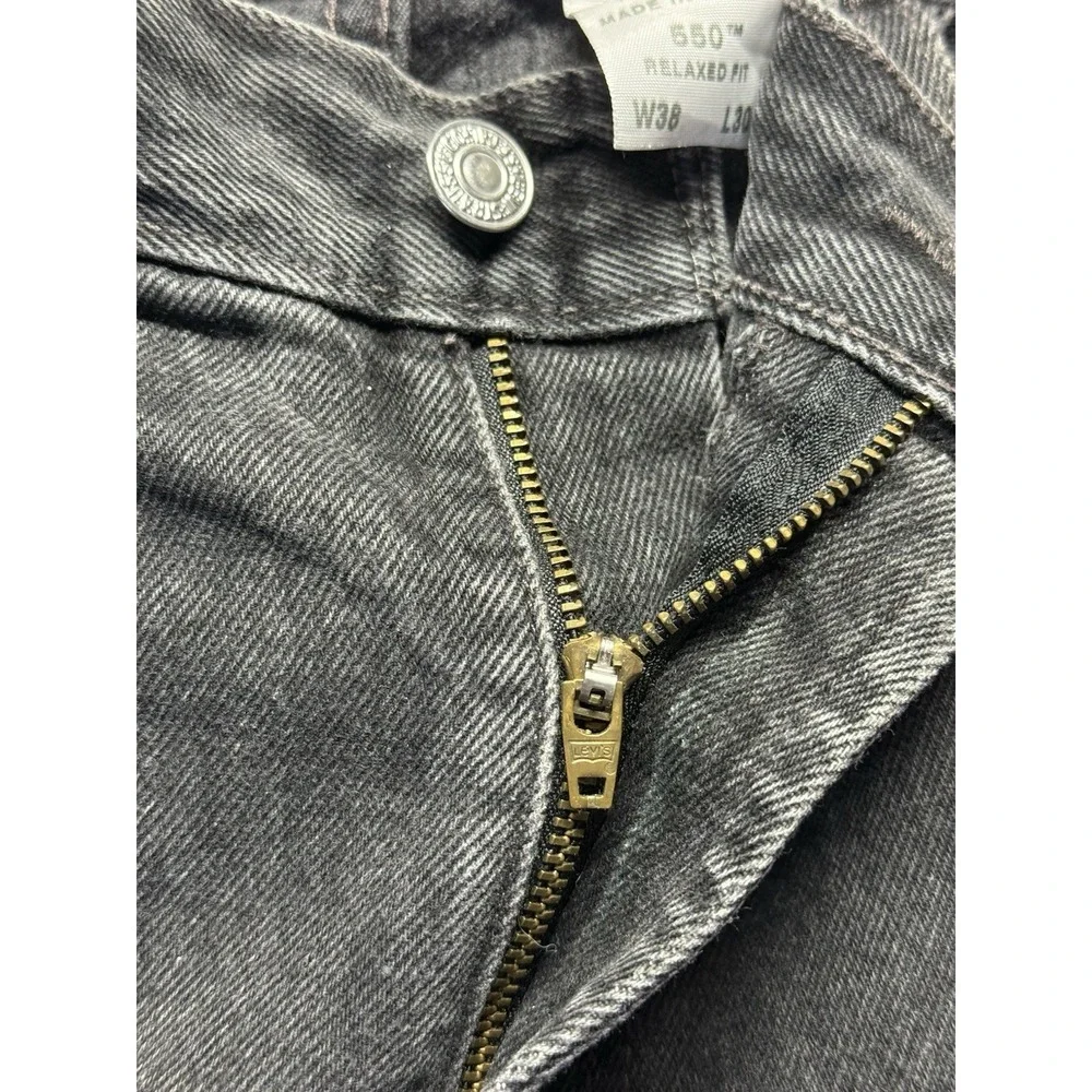 Levis 550 Black denim Jeans‎ Mens 38x30 Relaxed fit Distressed Fray Casual Pant